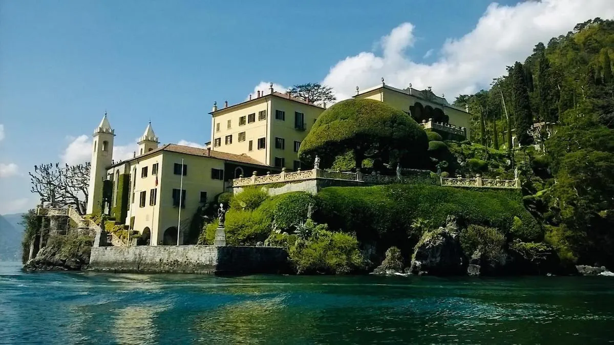 Daire Stunning Renovated Flat On Lake Como With Parking Mezzegra İtalya