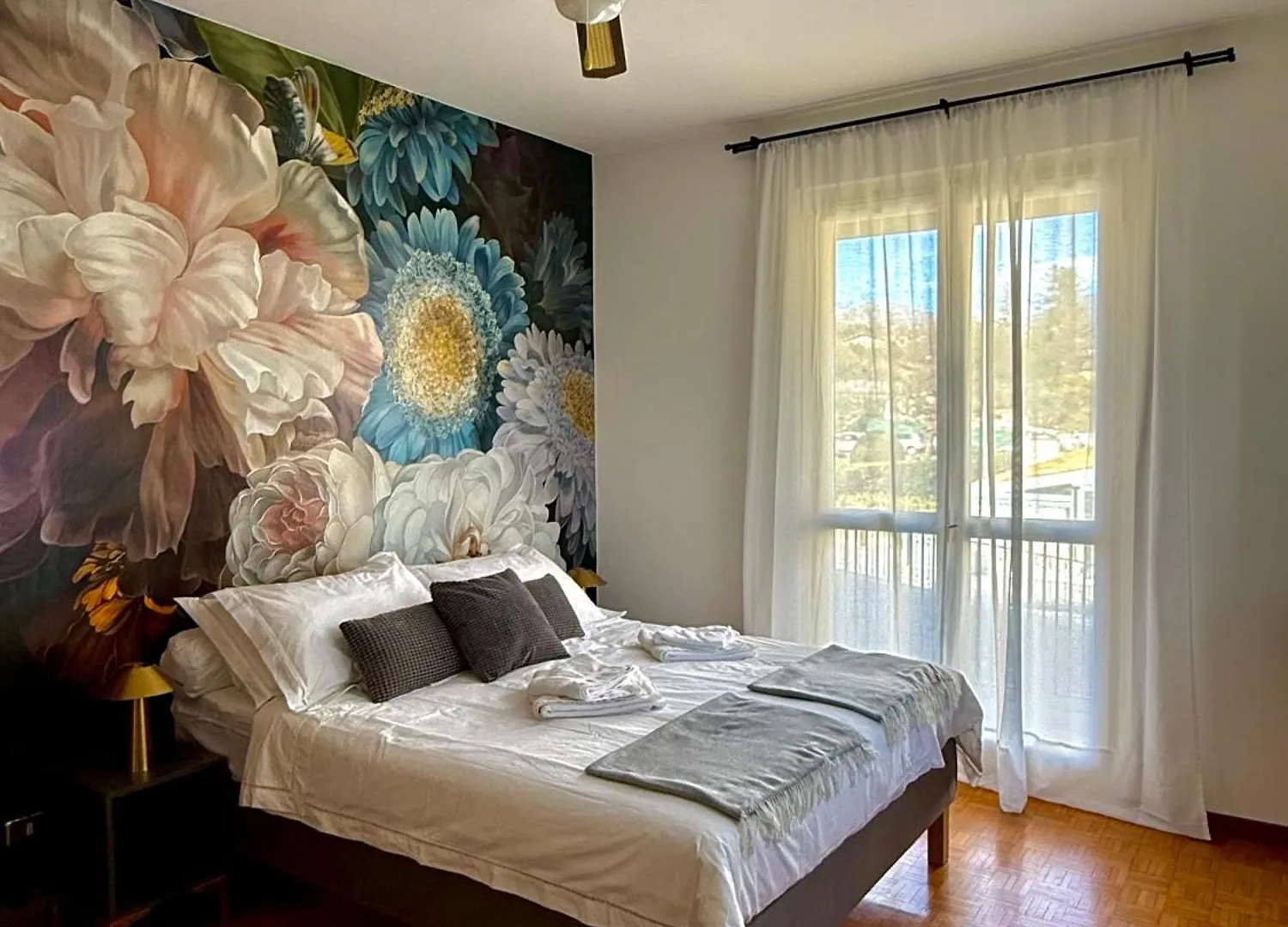 Stunning Renovated Flat On Lake Como With Parking Mezzegra 0*,  İtalya